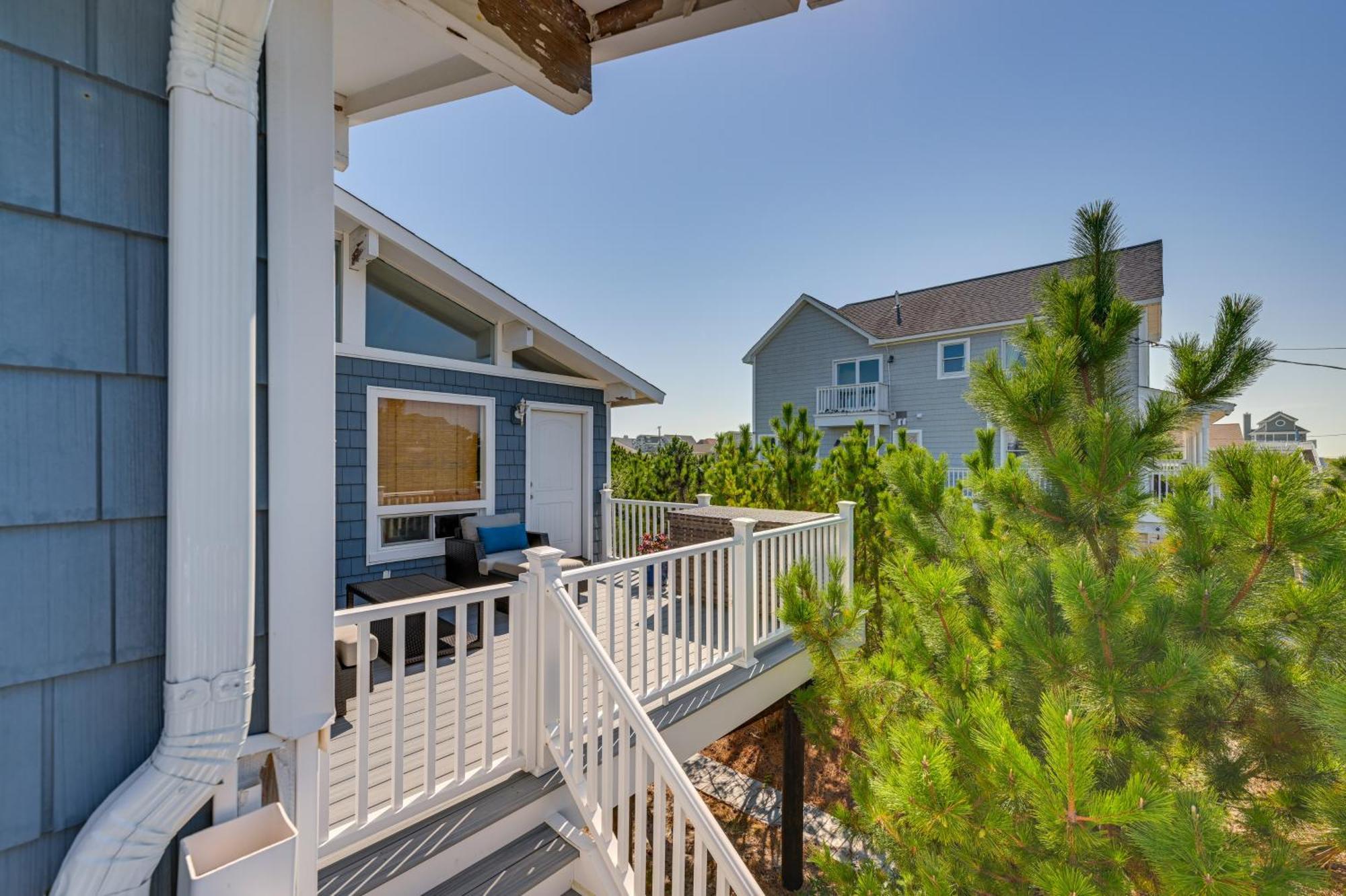 Westhampton Beach Home With Deck And Ocean Views! Bagian luar foto