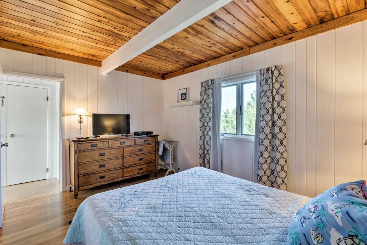 Westhampton Beach Home With Deck And Ocean Views! Bagian luar foto